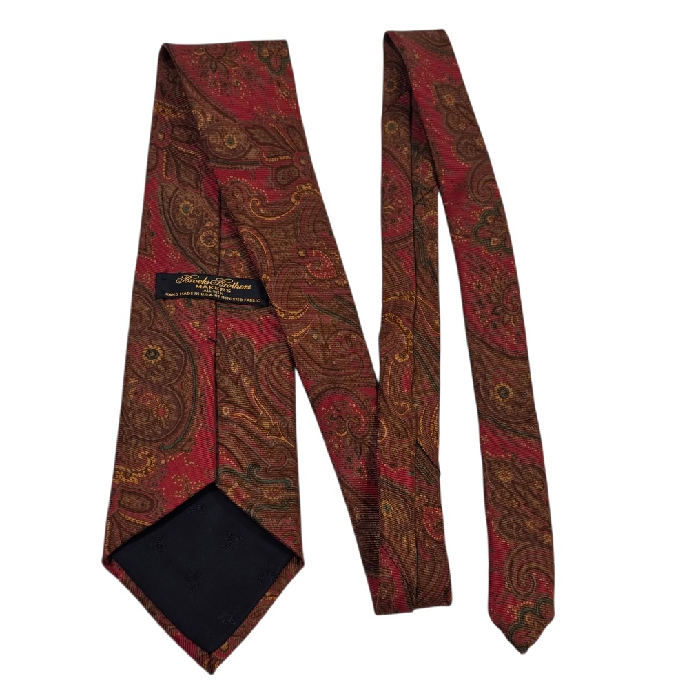Brooks Brothers Mens Necktie Luxury Red Paisley All Silk Handmade USA Classic